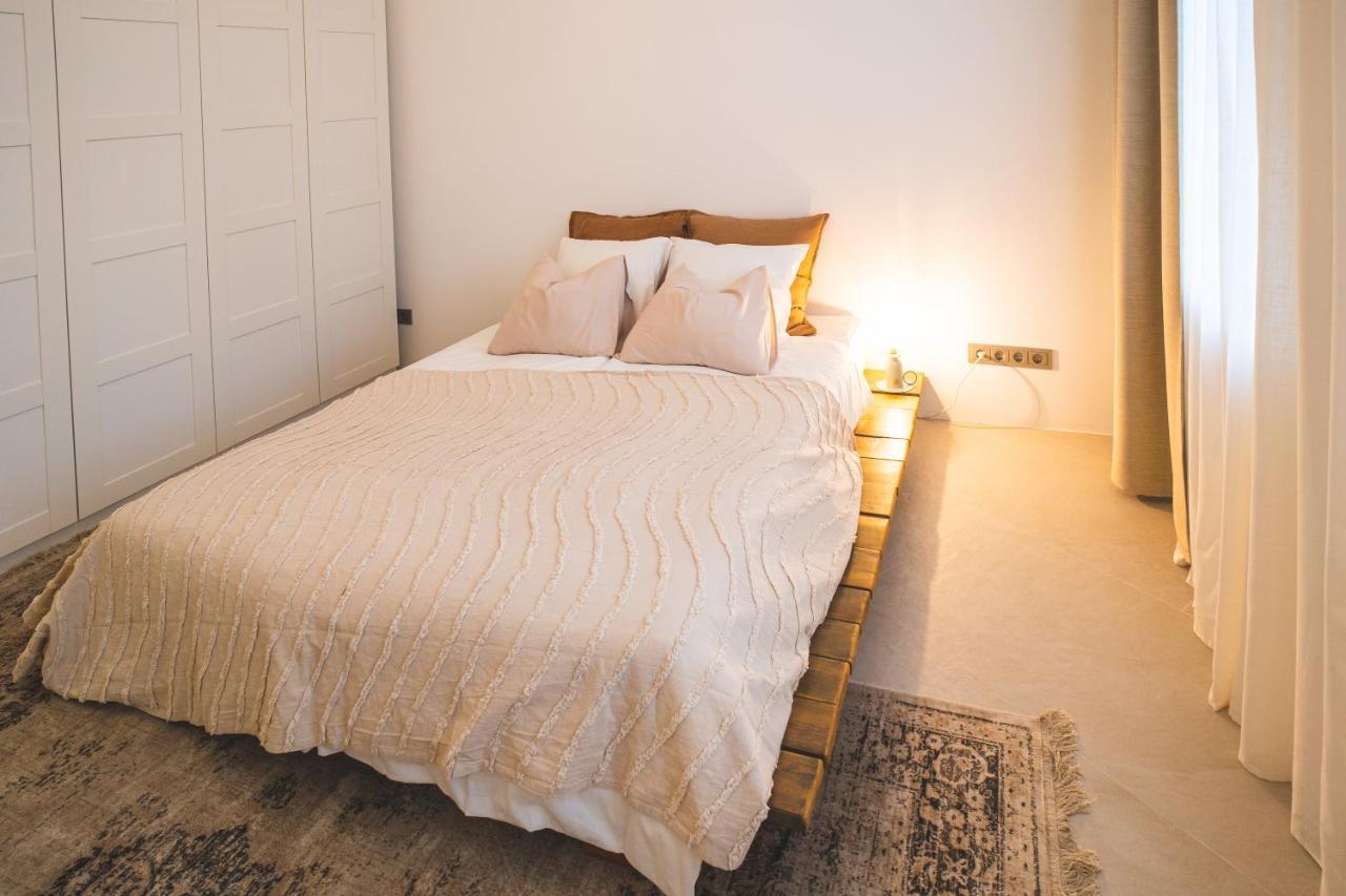 Old Town Apartment Каунас Экстерьер фото