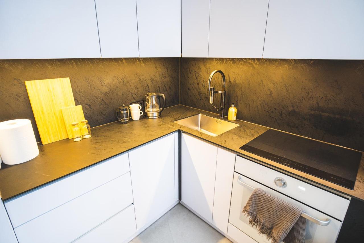 Old Town Apartment Каунас Экстерьер фото