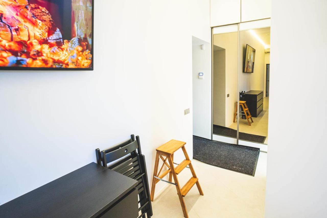 Old Town Apartment Каунас Экстерьер фото